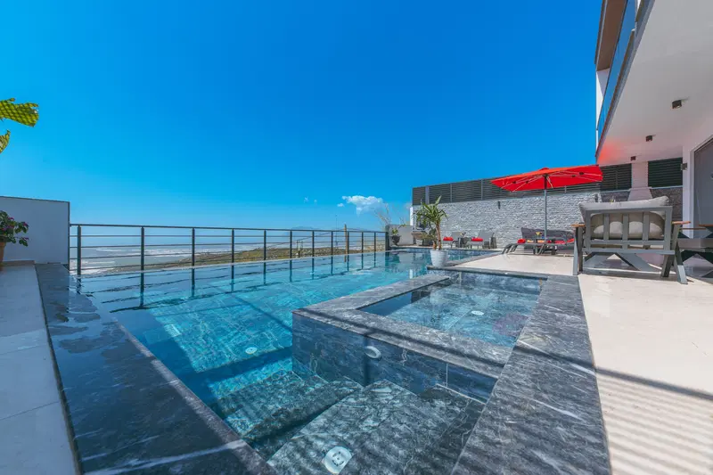 Üzümlü’de özel havuzlu kiralık villa, fotoğraf 5