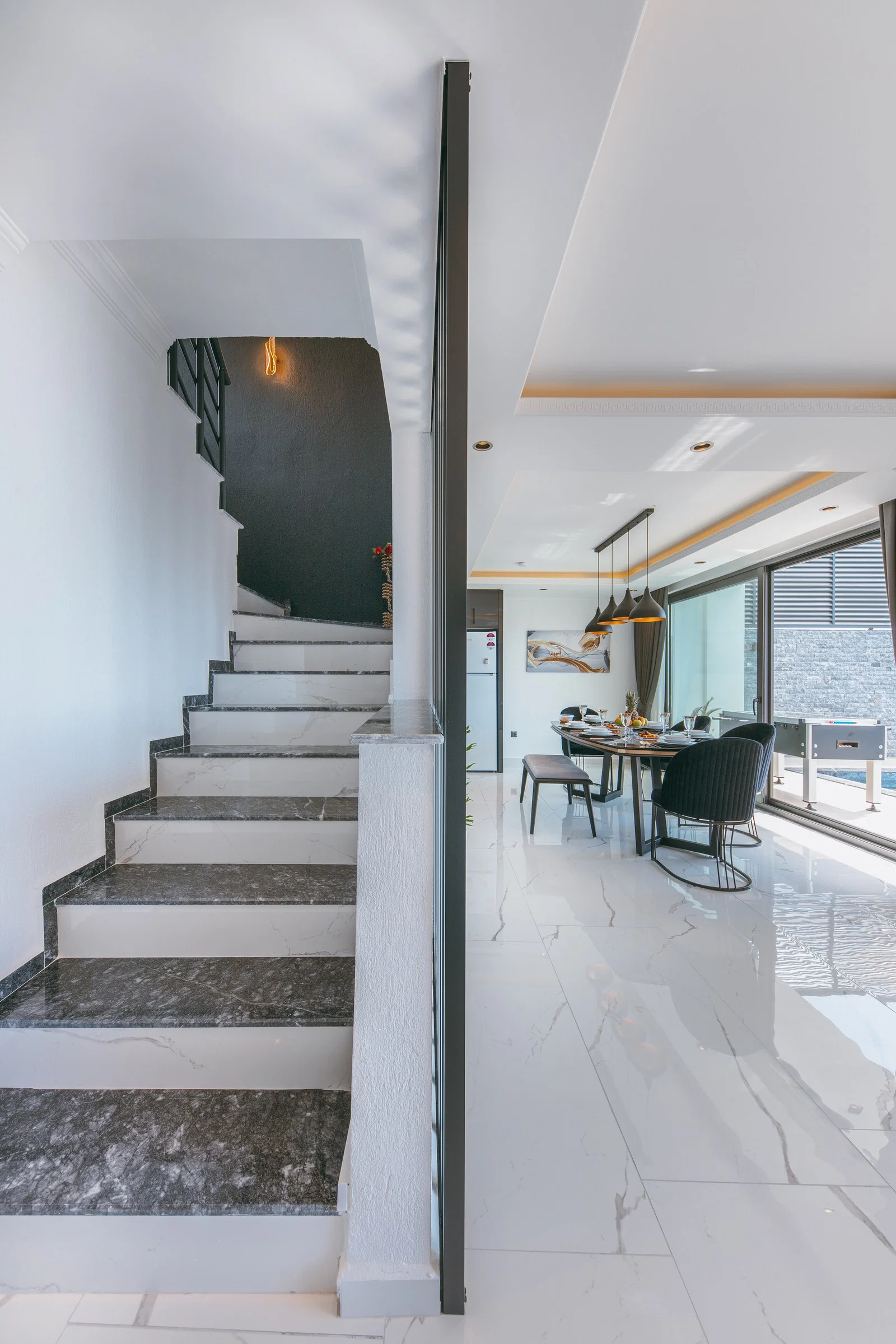 Üzümlü’de Korunaklı, Çocuk Havuzlu, 2 Yatak Odalı, Kiralık Villa