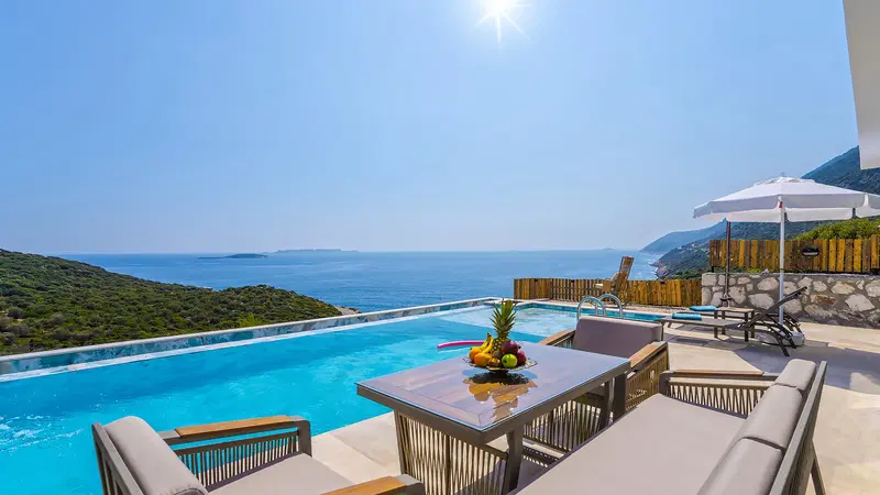 Kaş’ta jakuzili kiralık villa, fotoğraf 8
