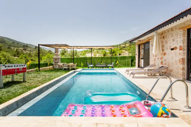 Sarıbelen’de jakuzili kiralık villa, fotoğraf 2