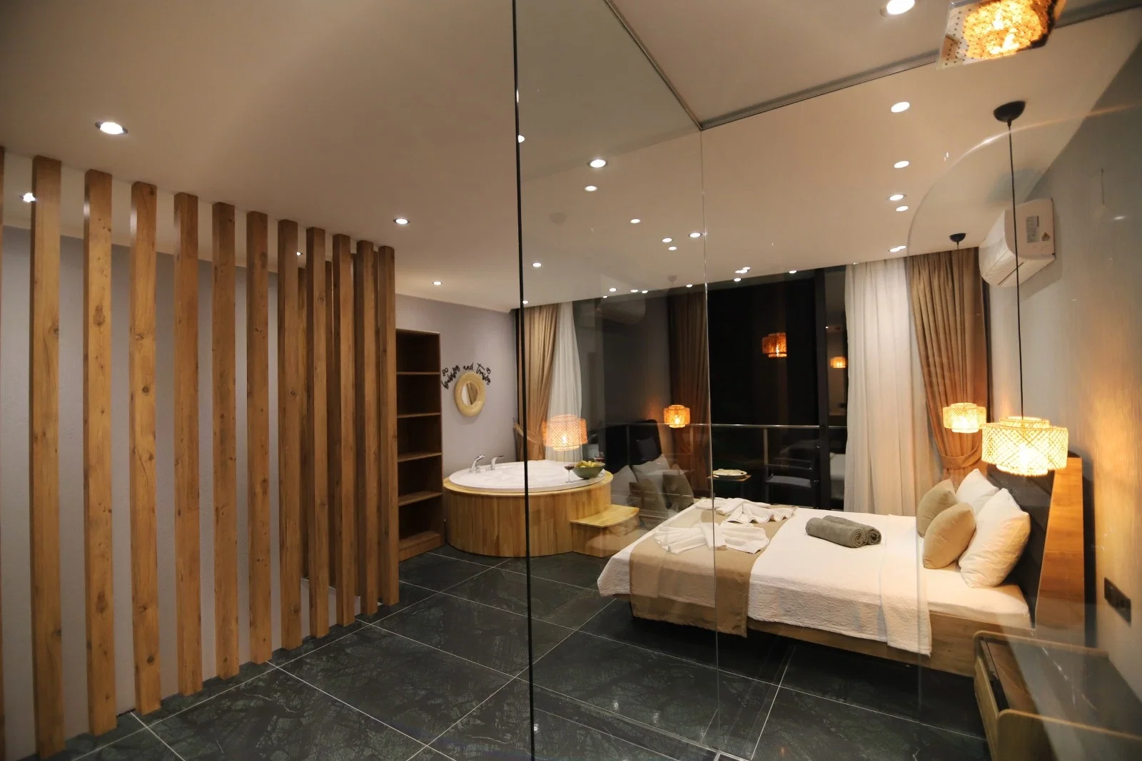 İslamlar’da Balayı Çiftlerine Uygun, Korunaklı Havuzlu, 1 Yatak Odalı, Ekonomik Villa