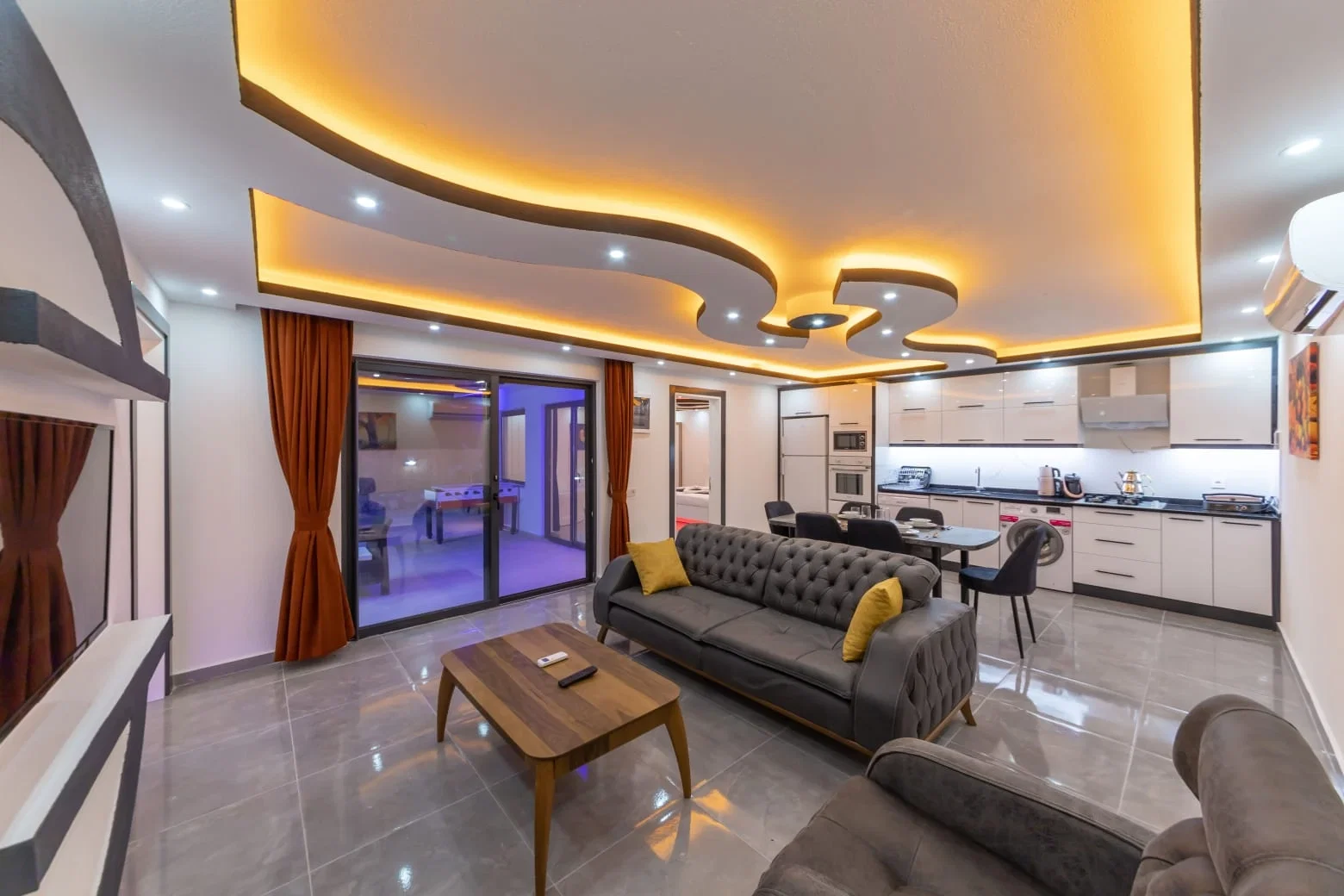 Sarıbelen’de Balayı Çiftlerine Uygun, Çocuk Havuzlu, 2 Yatak Odalı, Ekonomik Villa