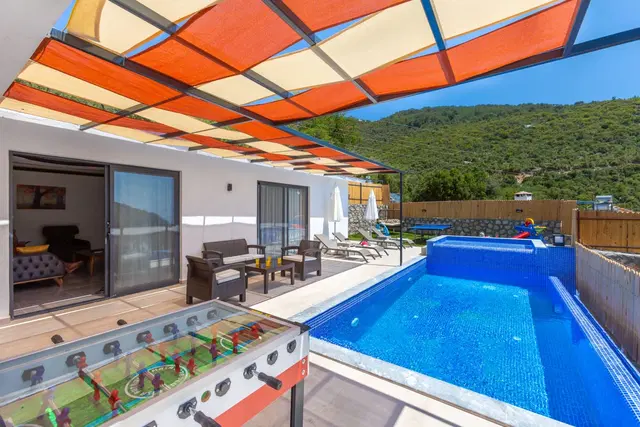 Sarıbelen’de Balayı Çiftlerine Uygun, Çocuk Havuzlu, 2 Yatak Odalı, Ekonomik Villa