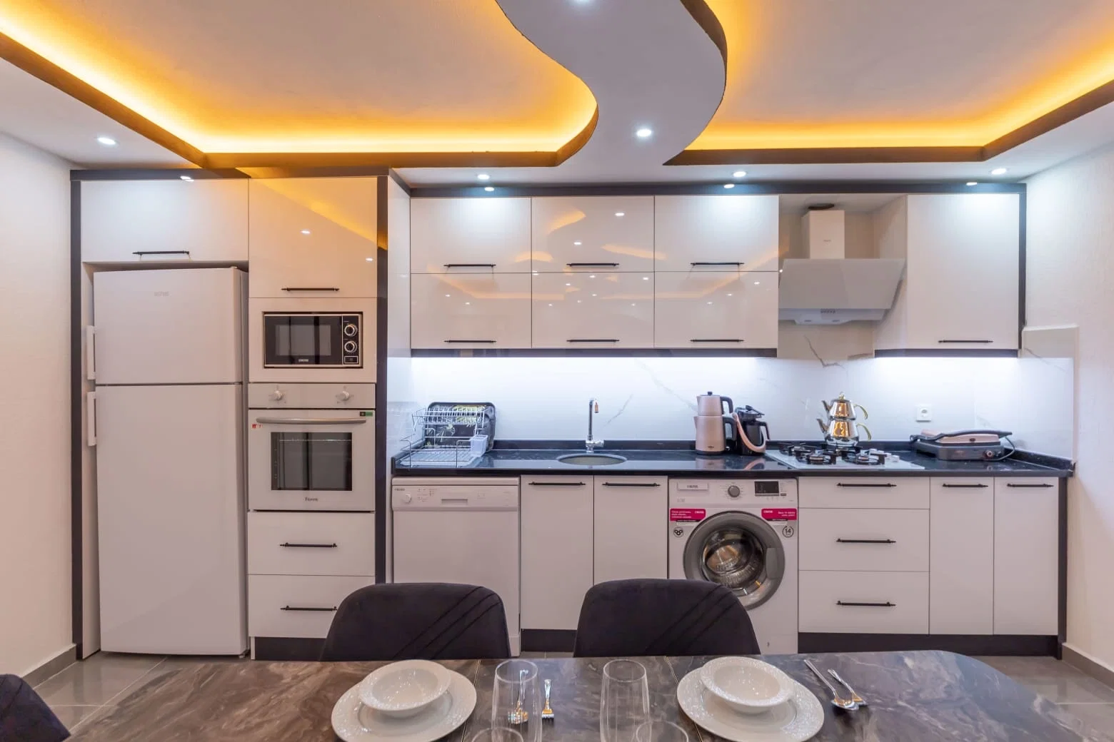 Sarıbelen’de Balayı Çiftlerine Uygun, Çocuk Havuzlu, 2 Yatak Odalı, Ekonomik Villa