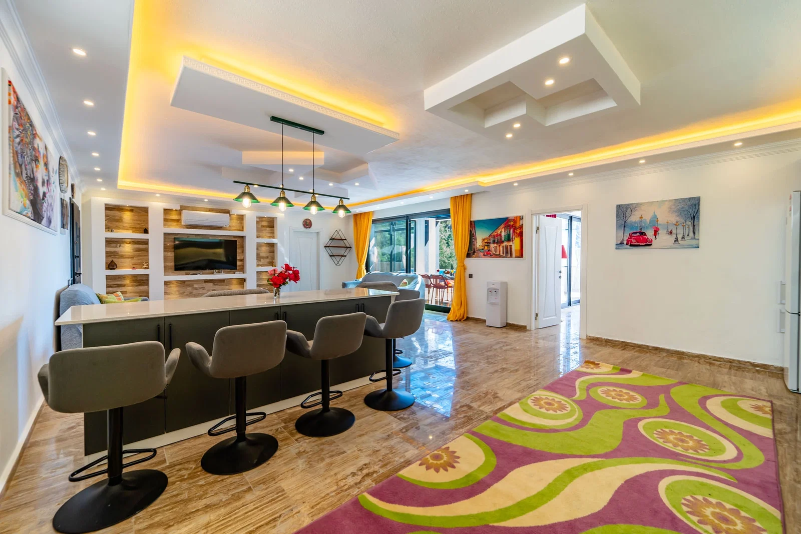İslamlar’da Korunaklı, Isıtmalı Havuzlu, 2 Yatak Odalı, Kiralık Villa