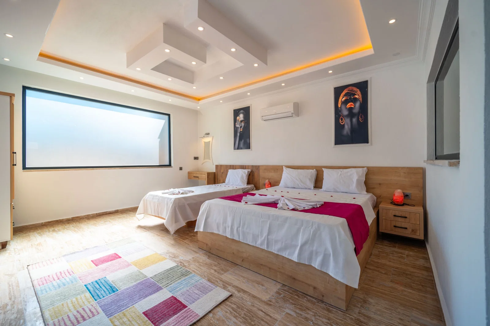 İslamlar’da Korunaklı, Isıtmalı Havuzlu, 2 Yatak Odalı, Kiralık Villa
