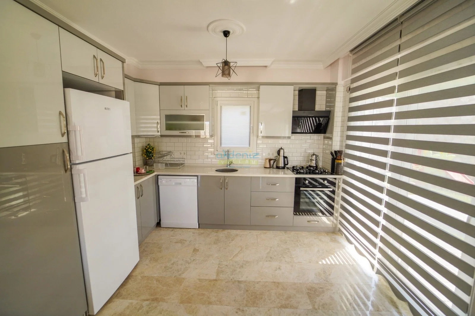 Fethiye’de Huzurlu, Korunaklı Havuzlu, 4 Yatak Odalı, Kiralık Villa