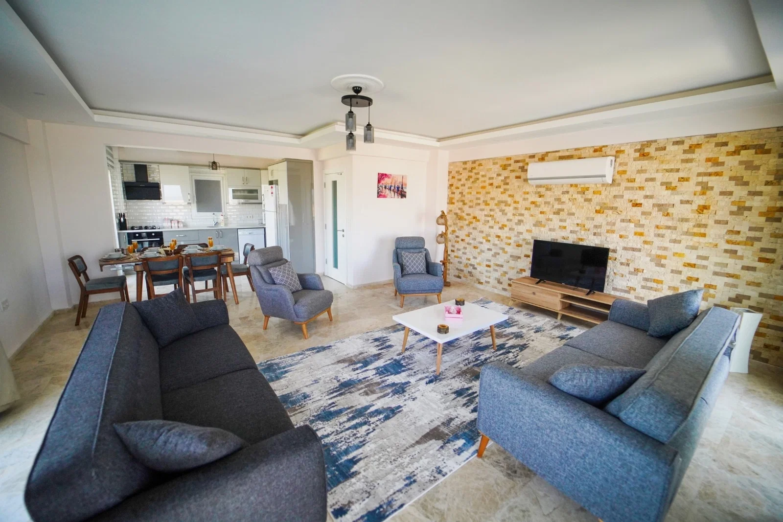 Fethiye’de Huzurlu, Korunaklı Havuzlu, 4 Yatak Odalı, Ekonomik Villa