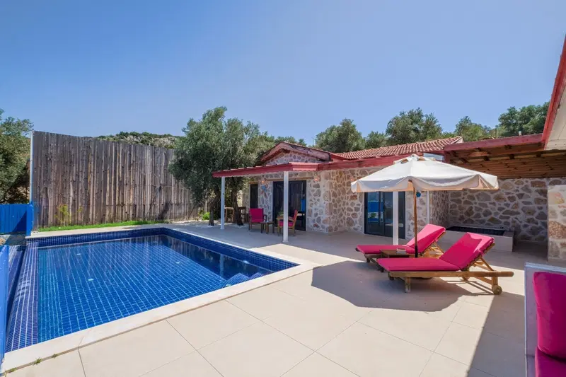 Üzümlü’de balayı kiralık villa, fotoğraf 4