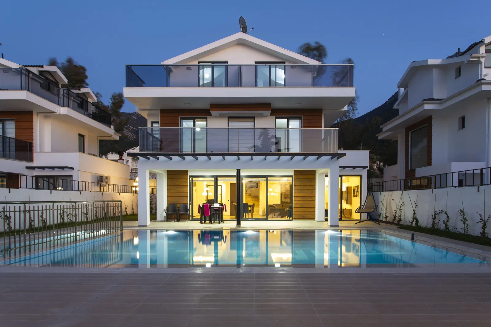 Fethiye’de doğa manzaralı kiralık villa