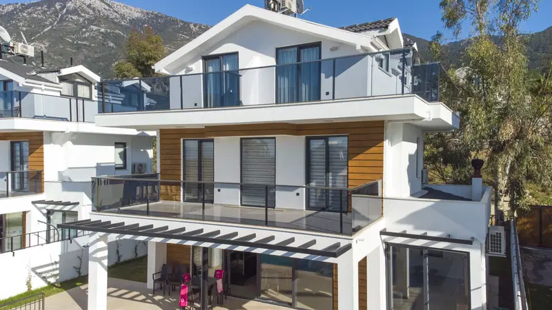 Fethiye’de bahçeli kiralık villa, fotoğraf 3
