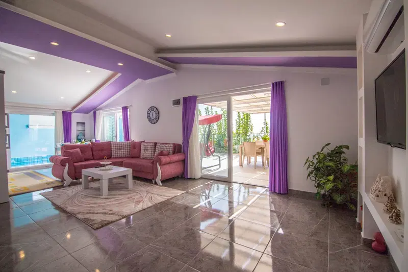 Üzümlü’de kapalı havuzlu kiralık villa, fotoğraf 8