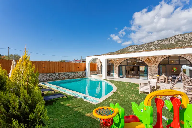 Sarıbelen’de jakuzili kiralık villa, fotoğraf 2