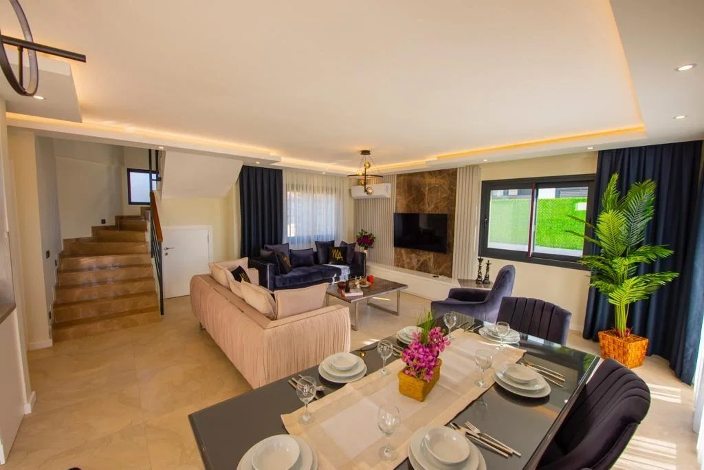 Fethiye’de Huzurlu, Korunaklı Havuzlu, 8 Kişilik, Lüks Villa