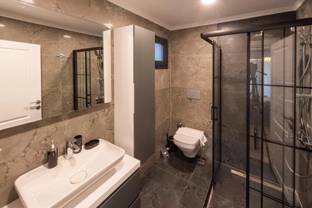 Fethiye’de Huzurlu, Korunaklı Havuzlu, 4 Yatak Odalı, Lüks Villa