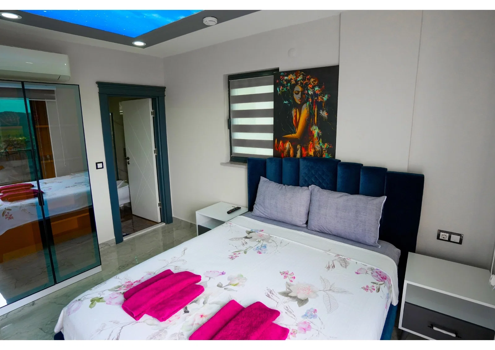 Fethiye’de Sakin Konumda, Isıtmalı Havuzlu, 4 Yatak Odalı, Lüks Villa