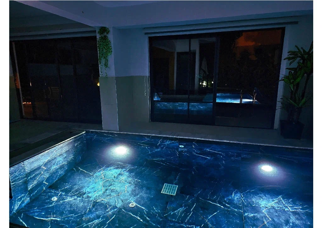 Fethiye’de Sakin Konumda, Isıtmalı Havuzlu, 4 Yatak Odalı, Lüks Villa