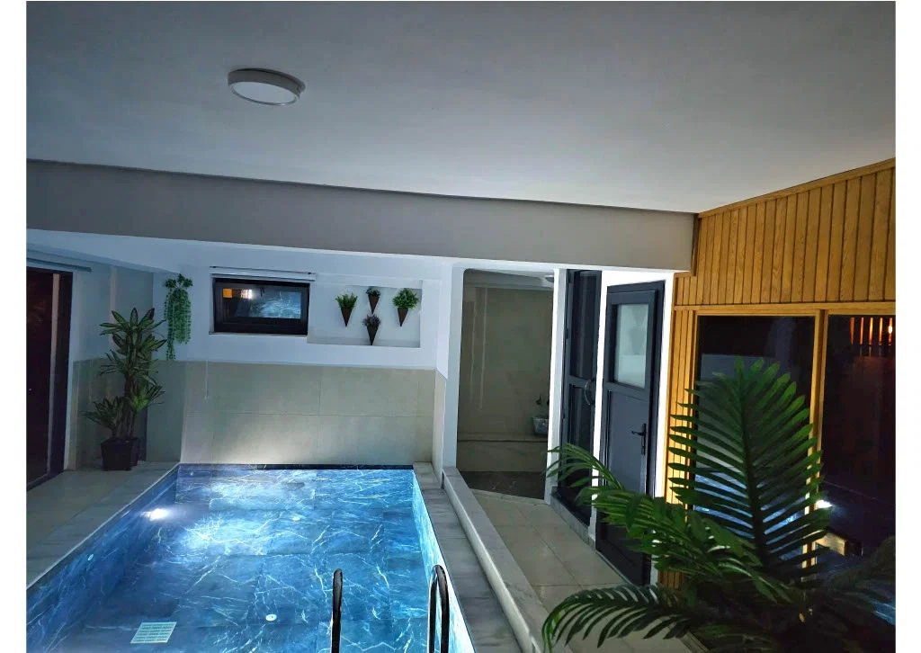 Fethiye’de Sakin Konumda, Isıtmalı Havuzlu, 4 Yatak Odalı, Lüks Villa