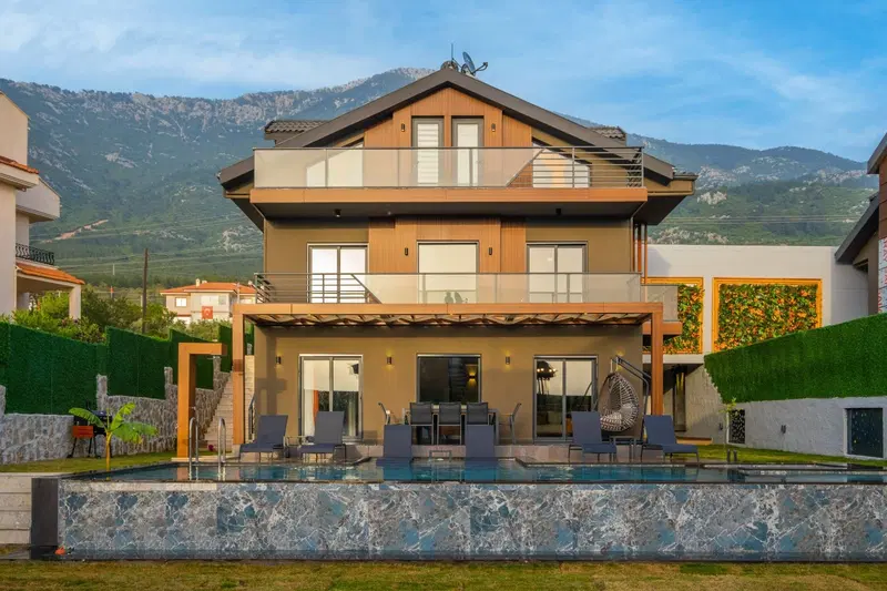 Fethiye’de bahçeli kiralık villa, fotoğraf 4