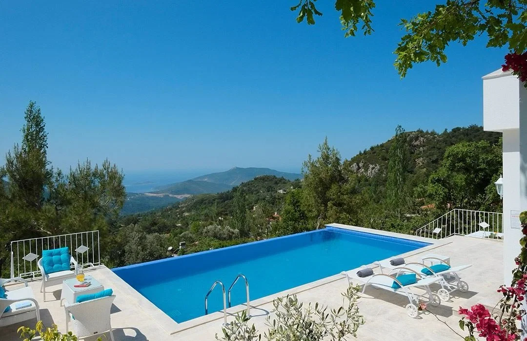 İslamlar’da Balayı Çiftlerine Uygun, Korunaklı Havuzlu, 1 Yatak Odalı, Kiralık Villa