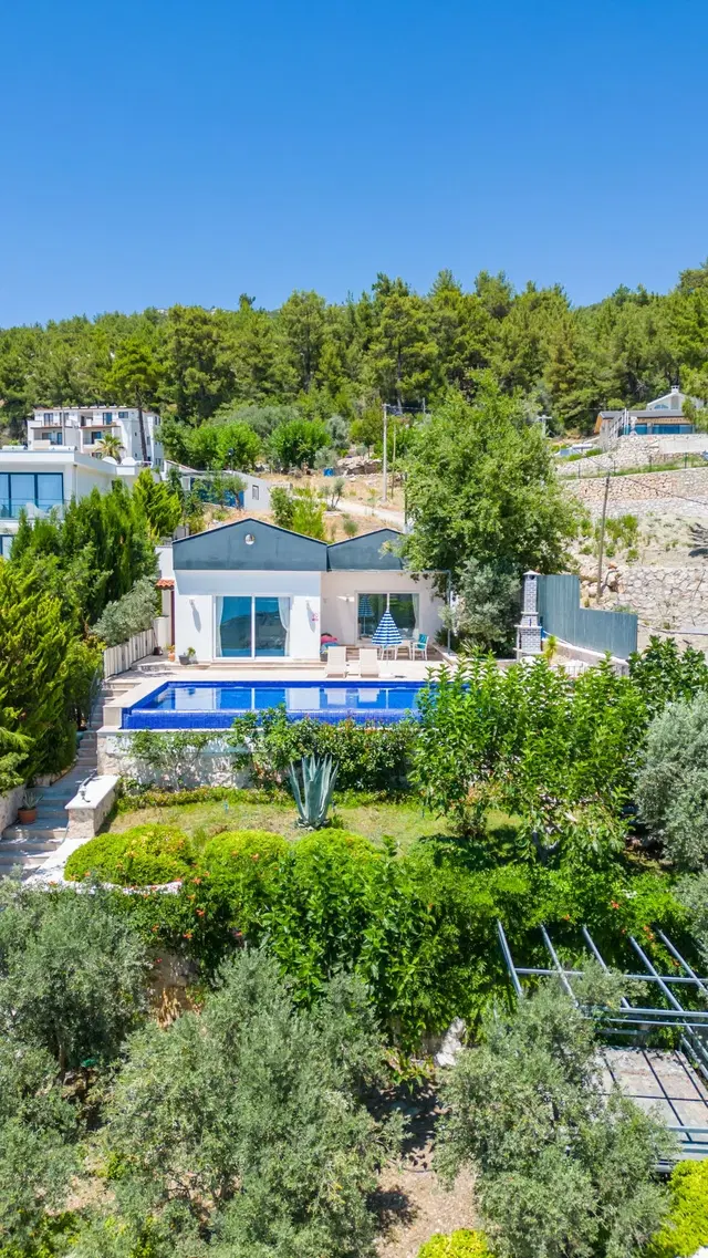 İslamlar’da Balayı Çiftlerine Uygun, Korunaklı Havuzlu, 1 Yatak Odalı, Kiralık Villa