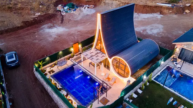 Fethiye’de doğa manzaralı kiralık villa, fotoğraf 2