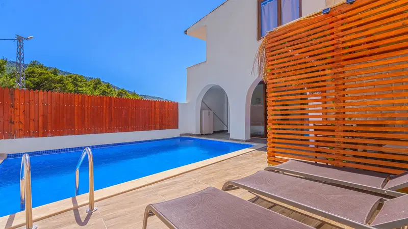 Sarıbelen’de doğa manzaralı kiralık villa, fotoğraf 3