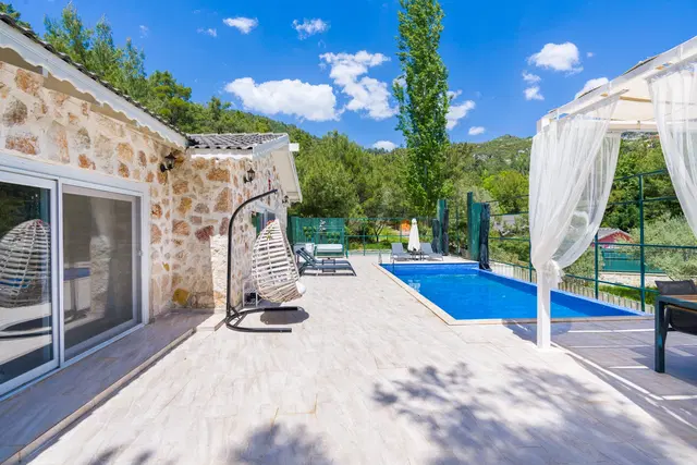 İslamlar’da özel havuzlu kiralık villa, fotoğraf 5