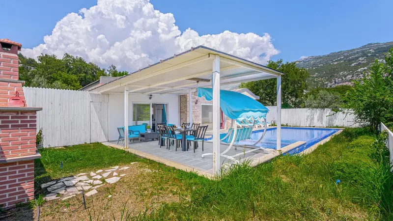 İslamlar’da jakuzili kiralık villa, fotoğraf 2