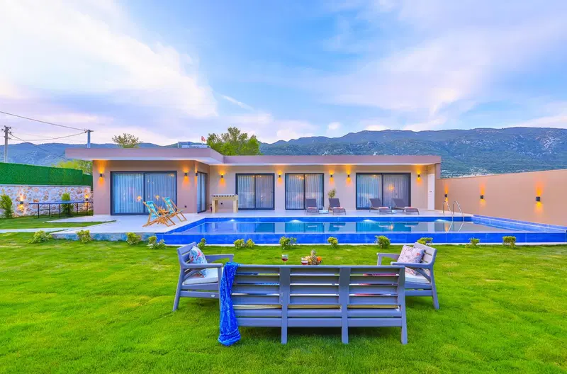 Sarıbelen’de jakuzili kiralık villa, fotoğraf 2