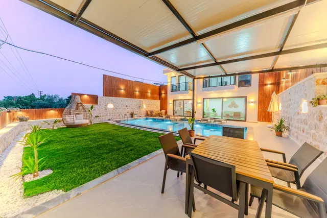 Kaş’ta bahçeli kiralık villa, fotoğraf 3