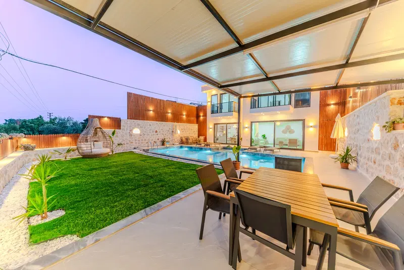Kaş’ta bahçeli kiralık villa, fotoğraf 3