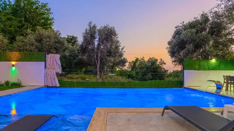 İslamlar’da korunaklı havuzlu kiralık villa, fotoğraf 7