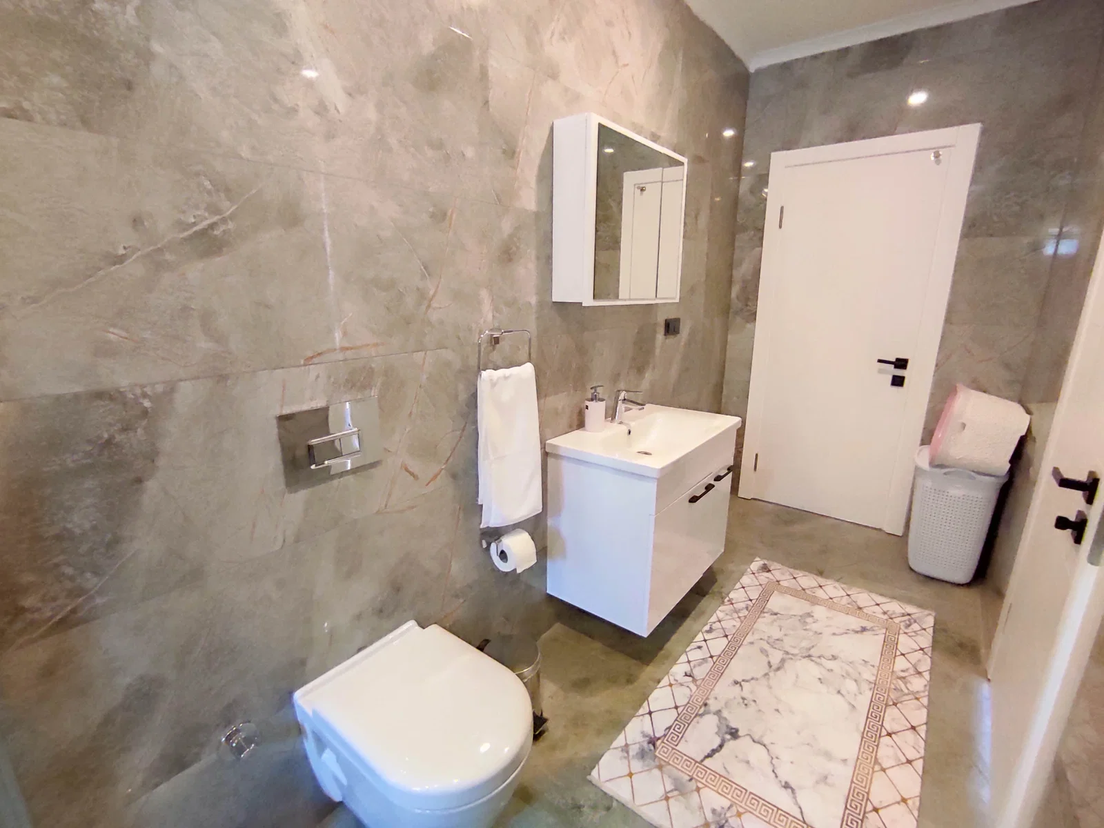 Fethiye’de Balayı Çiftlerine Uygun, Korunaklı Havuzlu, 2 Kişilik, Kiralık Villa