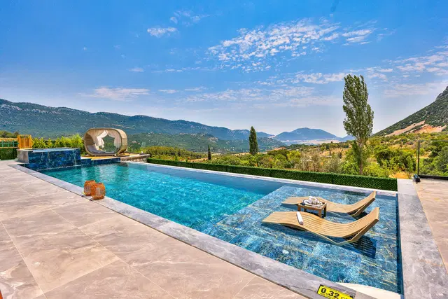 Kaş’ta jakuzili kiralık villa, fotoğraf 2