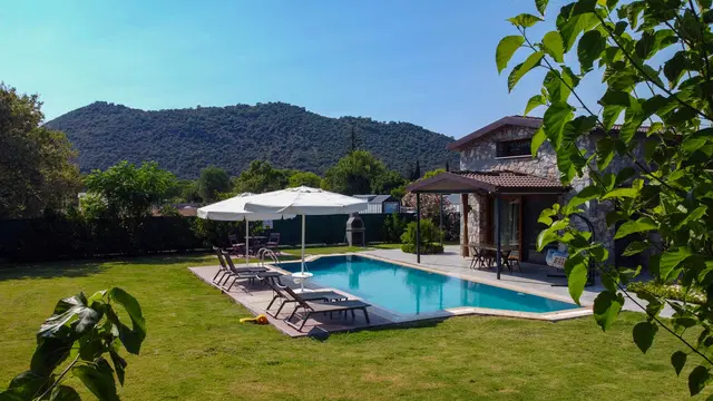 Fethiye’de bahçeli kiralık villa, fotoğraf 2