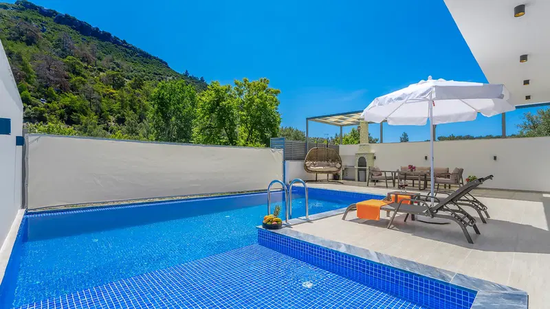 İslamlar’da korunaklı havuzlu kiralık villa, fotoğraf 8