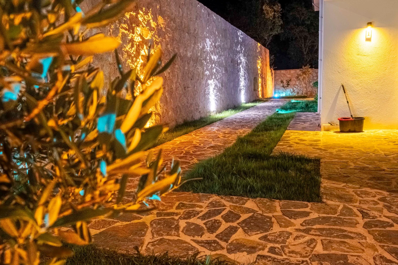 Kaş’ta Balayı Çiftlerine Uygun, Özel Havuzlu, 2 Yatak Odalı, Kiralık Villa