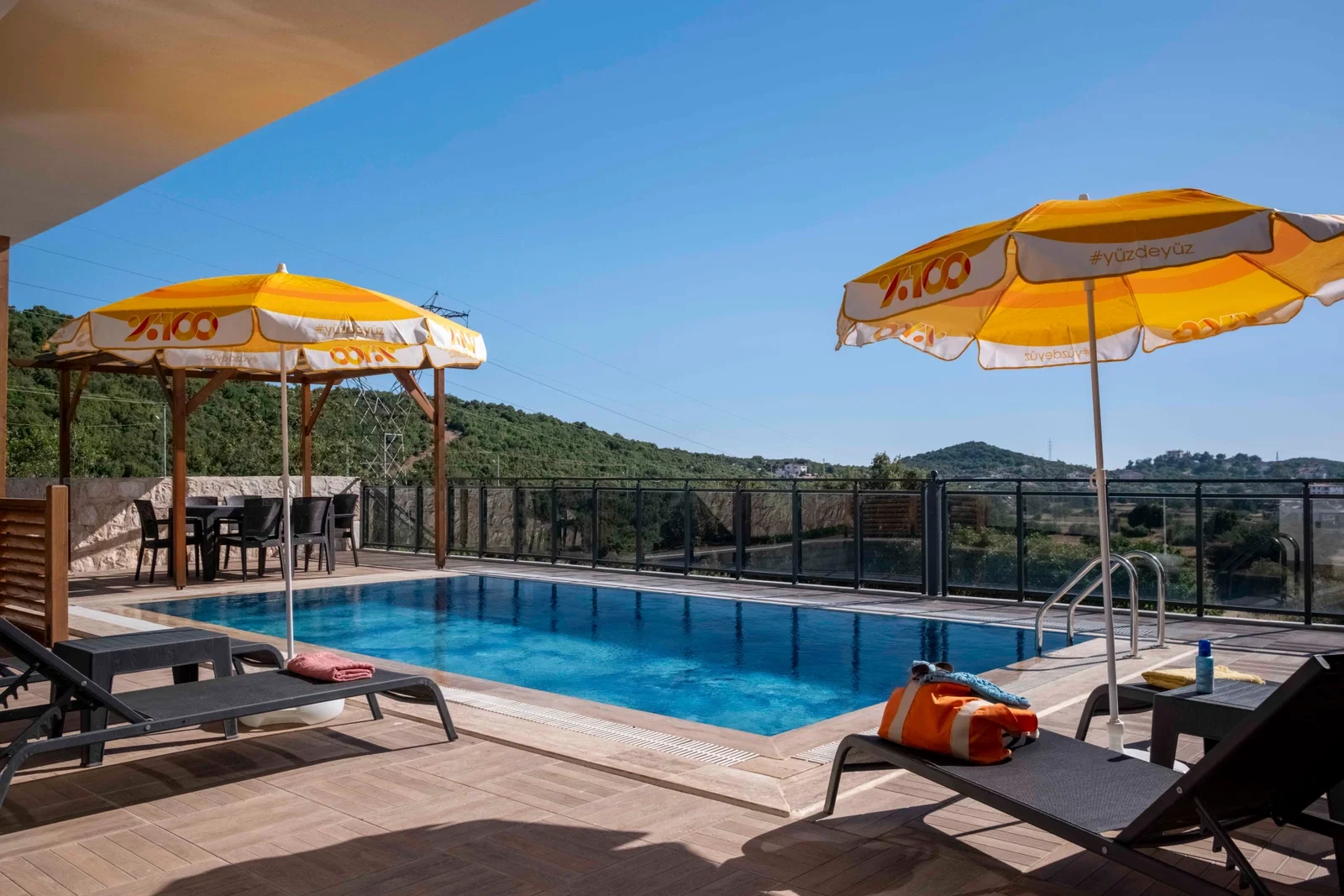 Kaş’ta Balayı Çiftlerine Uygun, Özel Havuzlu, 2 Yatak Odalı, Kiralık Villa