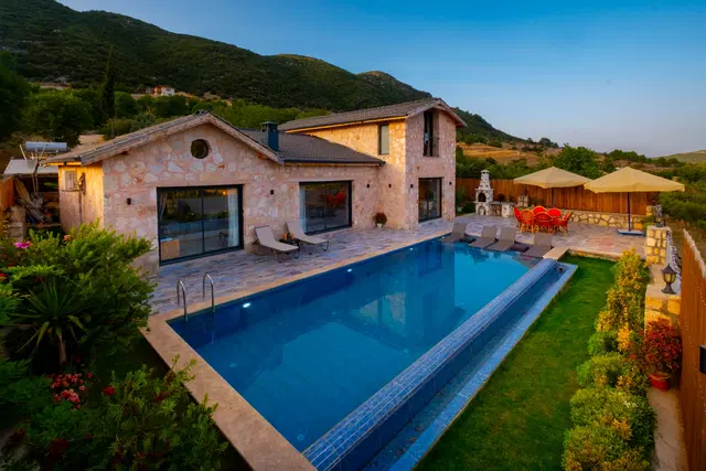 Sarıbelen’de jakuzili kiralık villa, fotoğraf 2