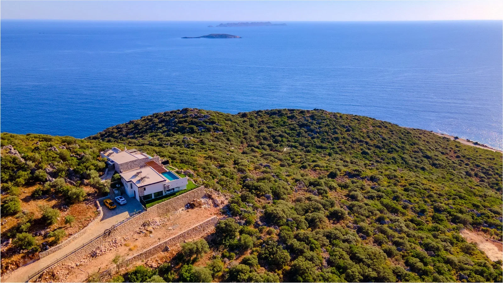 Kaş’ta Deniz Manzaralı, Özel Havuzlu, 2 Kişilik, Lüks Villa