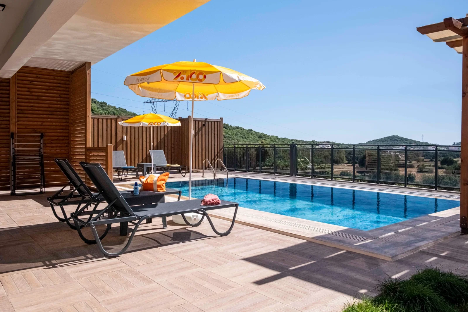 Kaş’ta Balayı Çiftlerine Uygun, Özel Havuzlu, 2 Yatak Odalı, Kiralık Villa