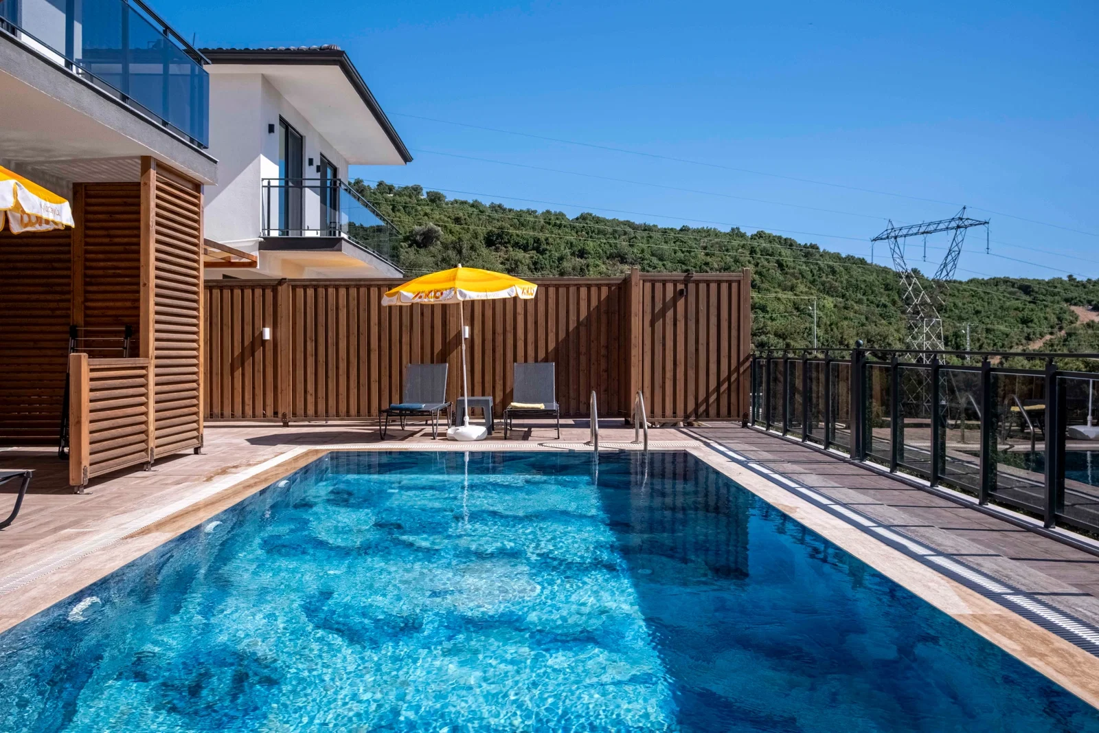 Kaş’ta Balayı Çiftlerine Uygun, Özel Havuzlu, 2 Yatak Odalı, Kiralık Villa
