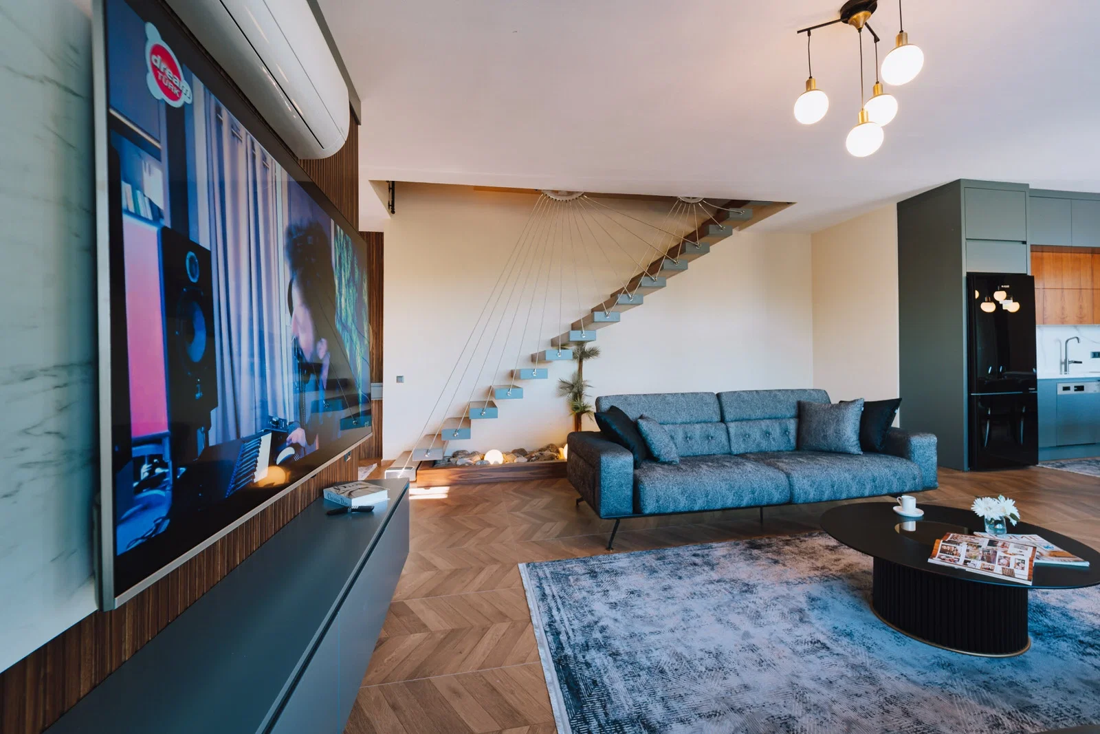 Kaş’ta Korunaklı, Çocuk Havuzlu, 6 Kişilik, Lüks Villa