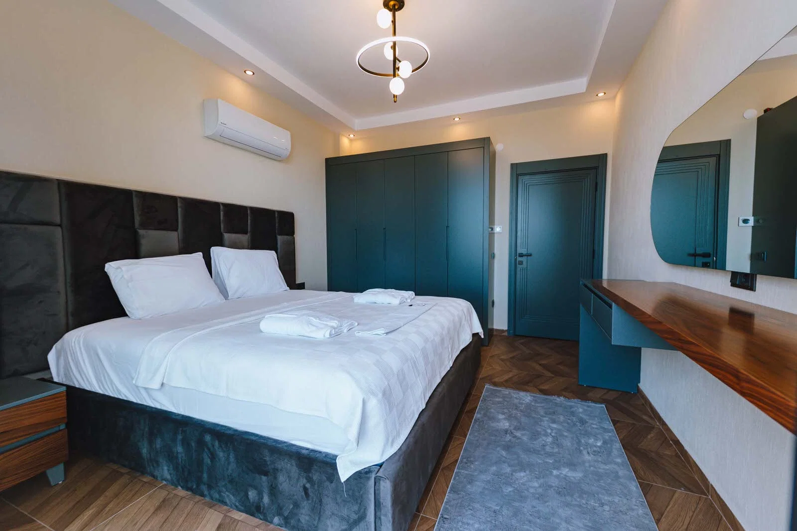 Kaş’ta Korunaklı, Çocuk Havuzlu, 6 Kişilik, Lüks Villa