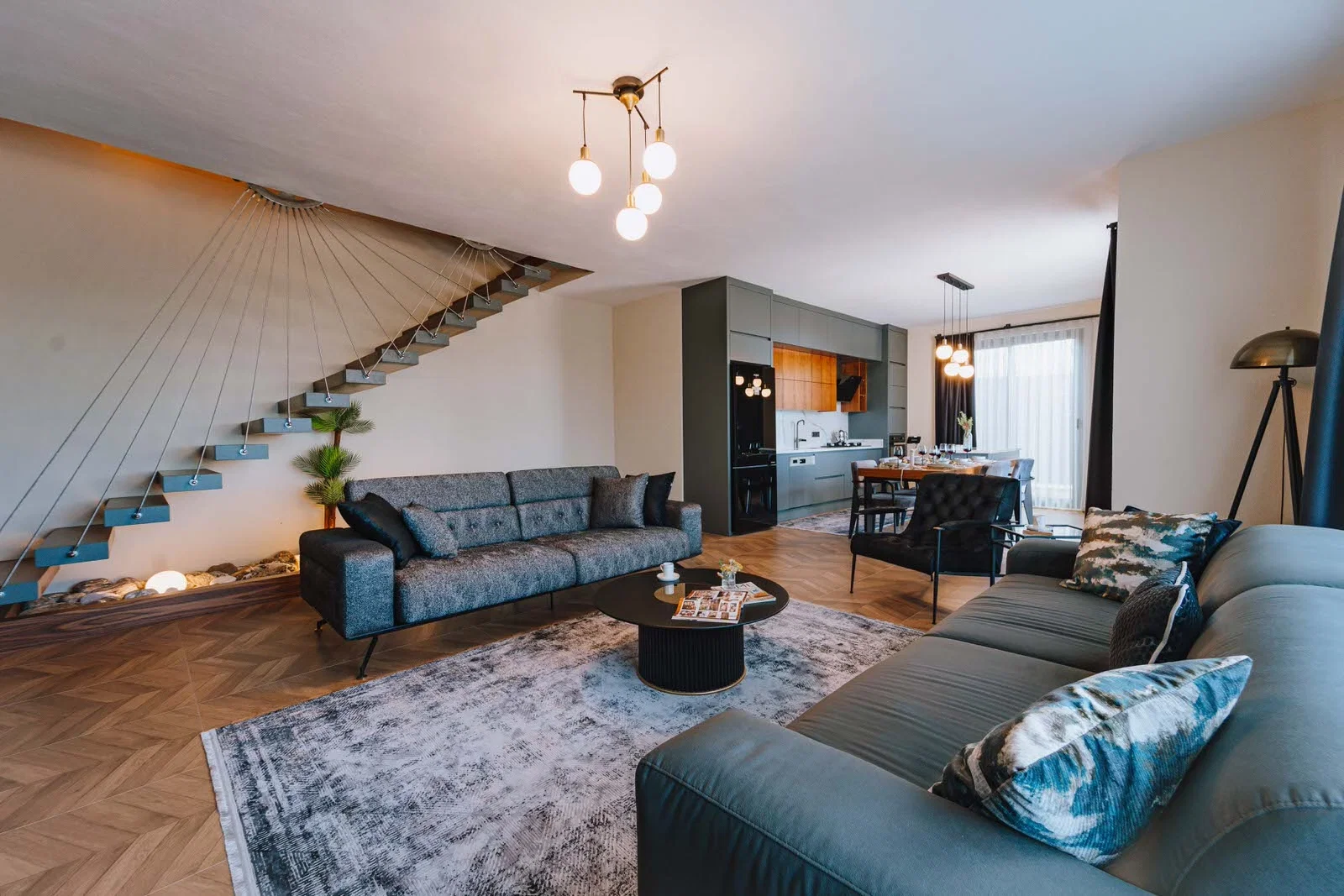 Kaş’ta Korunaklı, Çocuk Havuzlu, 6 Kişilik, Lüks Villa