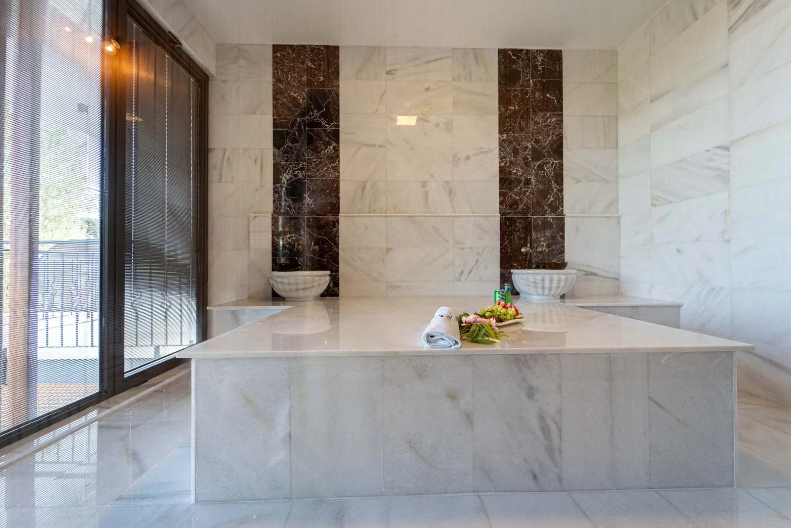 Kaş’ta Korunaklı, Çocuk Havuzlu, 6 Kişilik, Lüks Villa
