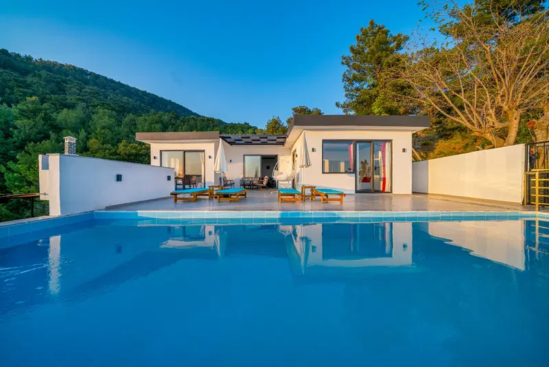 İslamlar’da jakuzili kiralık villa