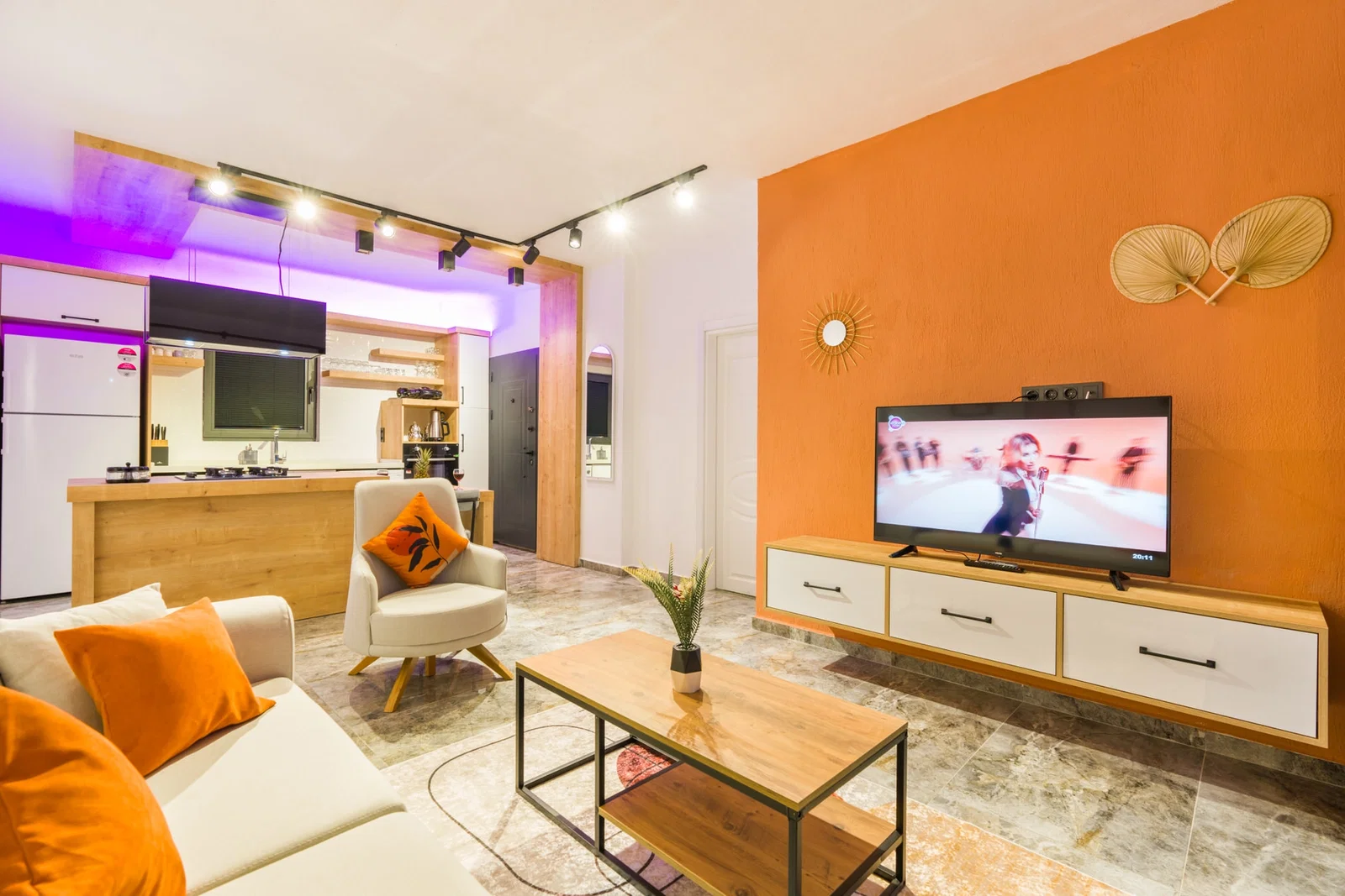 Fethiye’de Balayı Çiftlerine Uygun, Korunaklı Havuzlu, 2 Kişilik, Ekonomik Villa