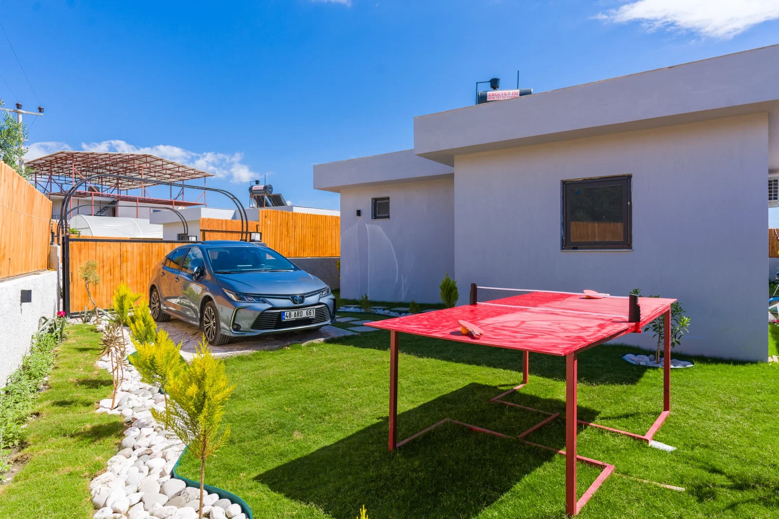 Fethiye’de Balayı Çiftlerine Uygun, Korunaklı Havuzlu, 2 Kişilik, Ekonomik Villa